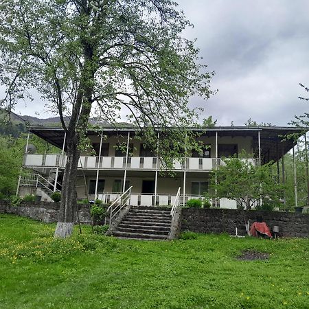 Mti House Hotel Kvesheti Bagian luar foto