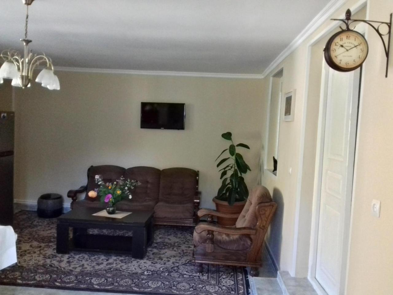 Mti House Hotel Kvesheti Bagian luar foto